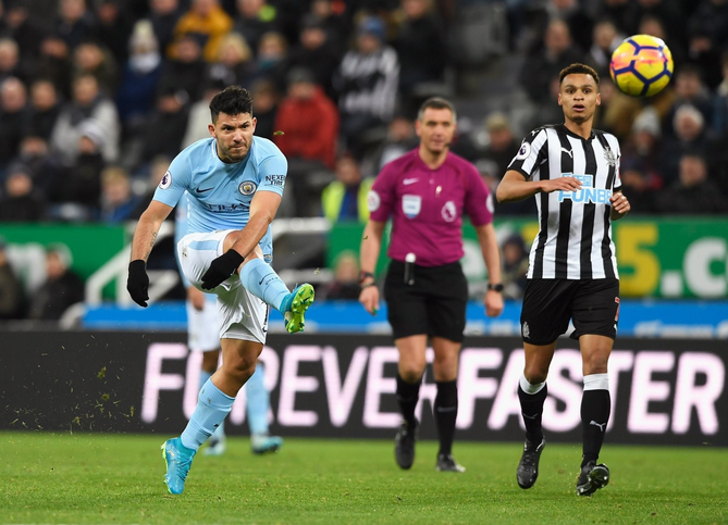 开云体育-加时末段体能课后；上海久事手感冰凉备战法国杯；更衣室稳定；控场能力受关注的简单介绍-开云体育