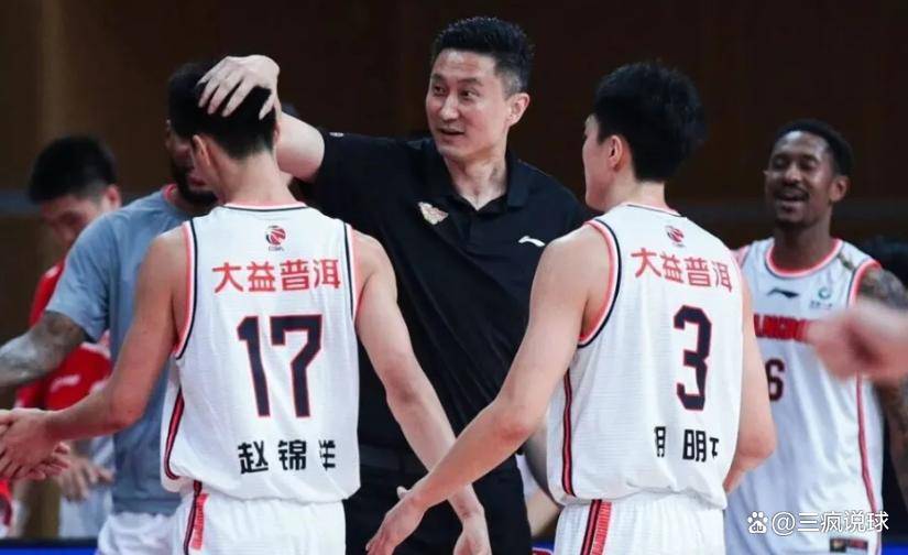 开云体育官网-欧篮联赛程吃紧，广东宏远转会期篮板制胜，态度坚定，球队文化再被提及的简单介绍-开云体育官网